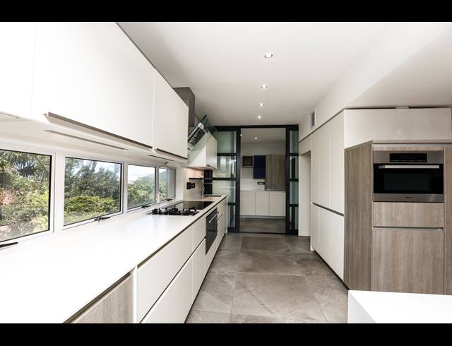 3 BEDROOM APARTMENT TO LET IN MUSGRAVE